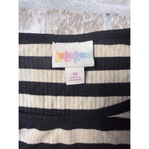 LuLaRoe Striped Tunic Top Womens Medium Black White Ribbed High Low Short Sleeve - Picture 2 of 7